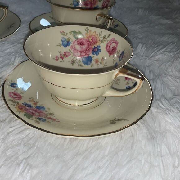 Vintage 1930’s Selb Bavaria Heinrich & Co Tea Cups and Saucers 4 - Picture 2 of 14